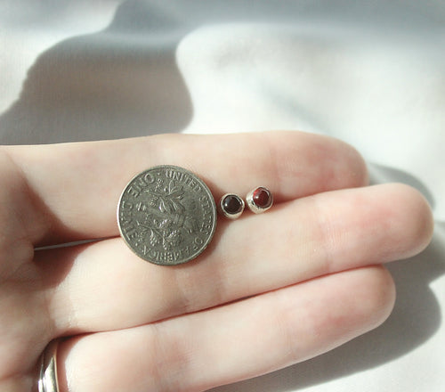 4mm Garnet Stud Earrings